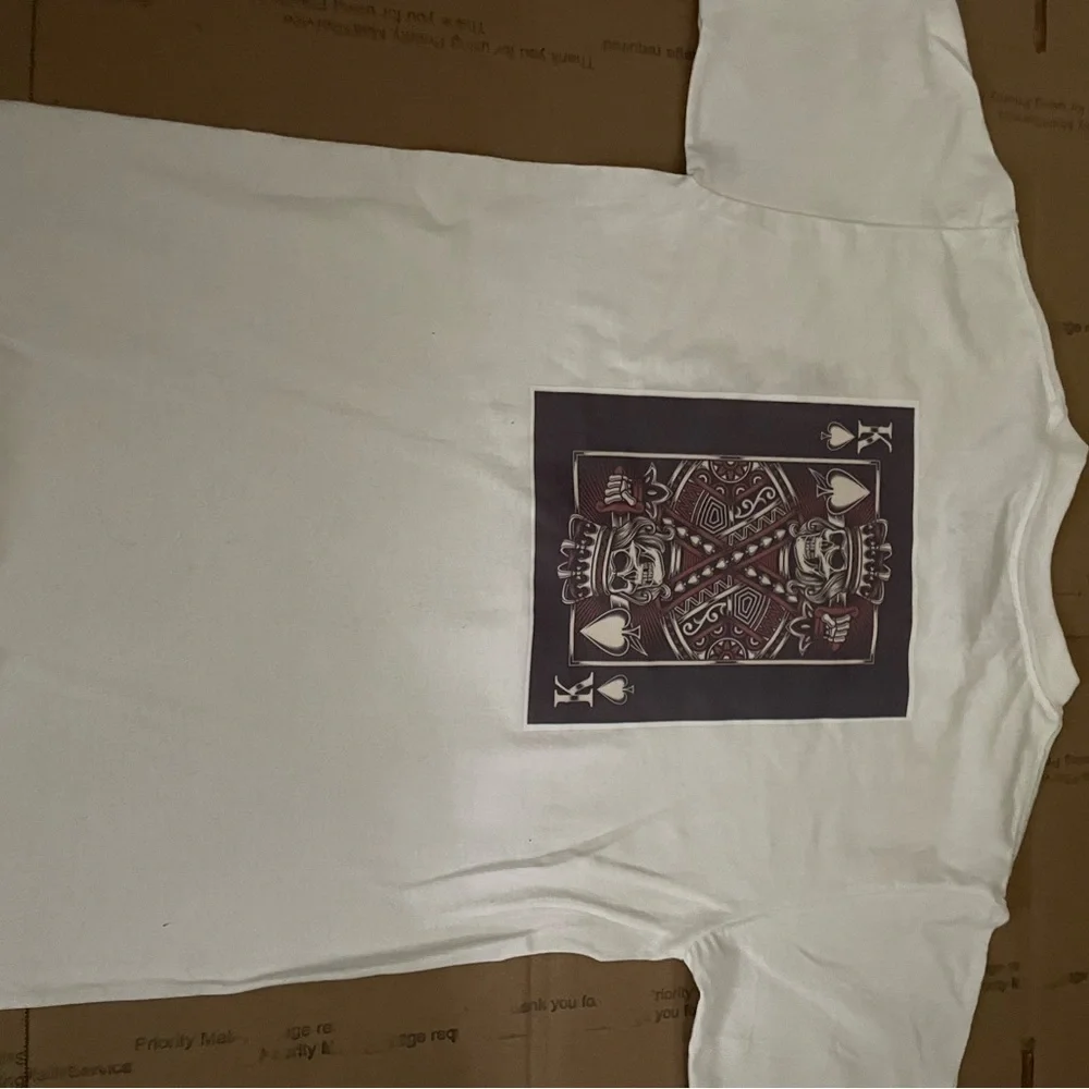 Size small - Picture 2 of 3